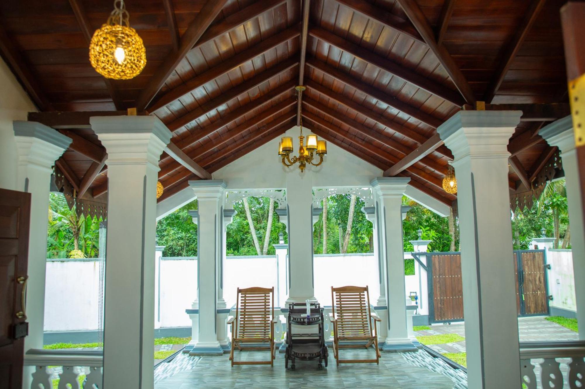 Ranagiri Relaxing Bungalow Bentota Buitenkant foto