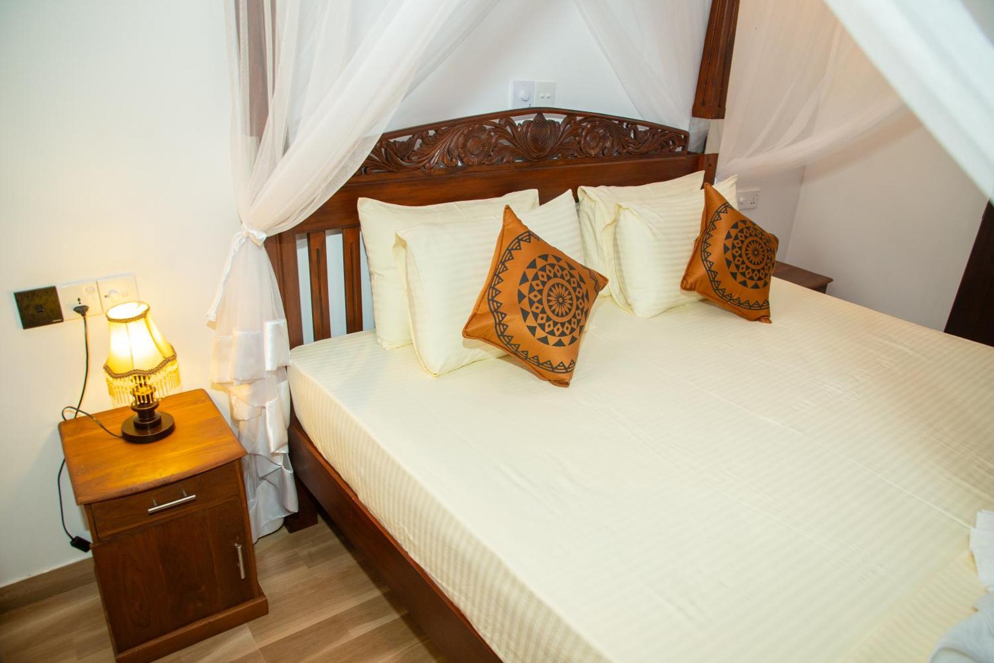 Ranagiri Relaxing Bungalow Bentota Buitenkant foto